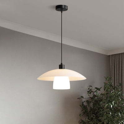 Moderne hängende Pendelleuchte aus Glas