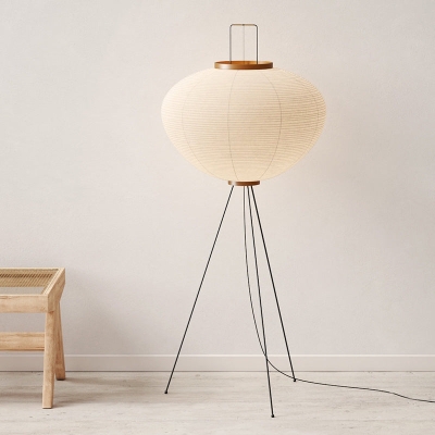 Moderne Stehlampe aus Reispapier