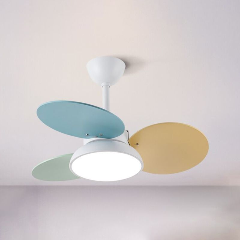 LED-Deckenventilatorlampe aus Metall im nordischen Stil für Kinderzimmer