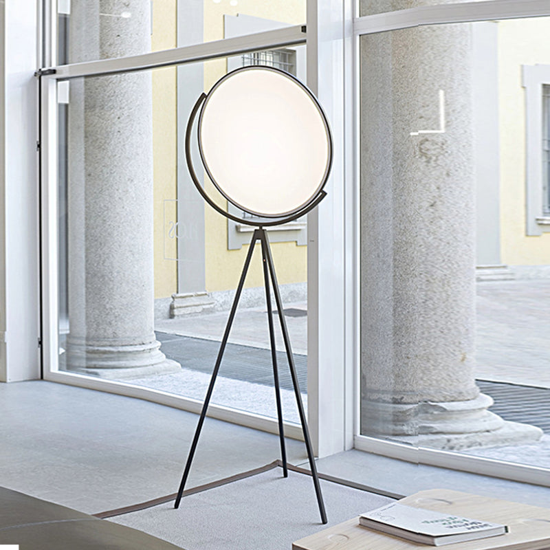 Minimalistische Stehlampe