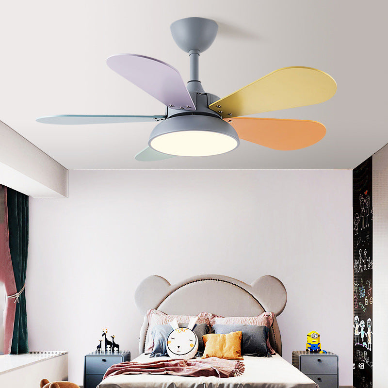 LED-Deckenventilatorlampe aus Metall im nordischen Stil für Kinderzimmer