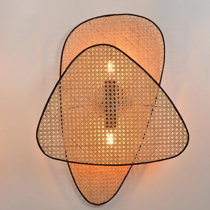 Kreative Schlafzimmer-Nachttisch-Wandlampe aus Rattan gewebt