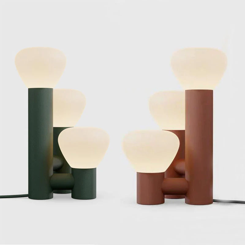 Tischlampe im minimalistischen Stil mit 3 Leuchten in Rot/Grün/Weiß