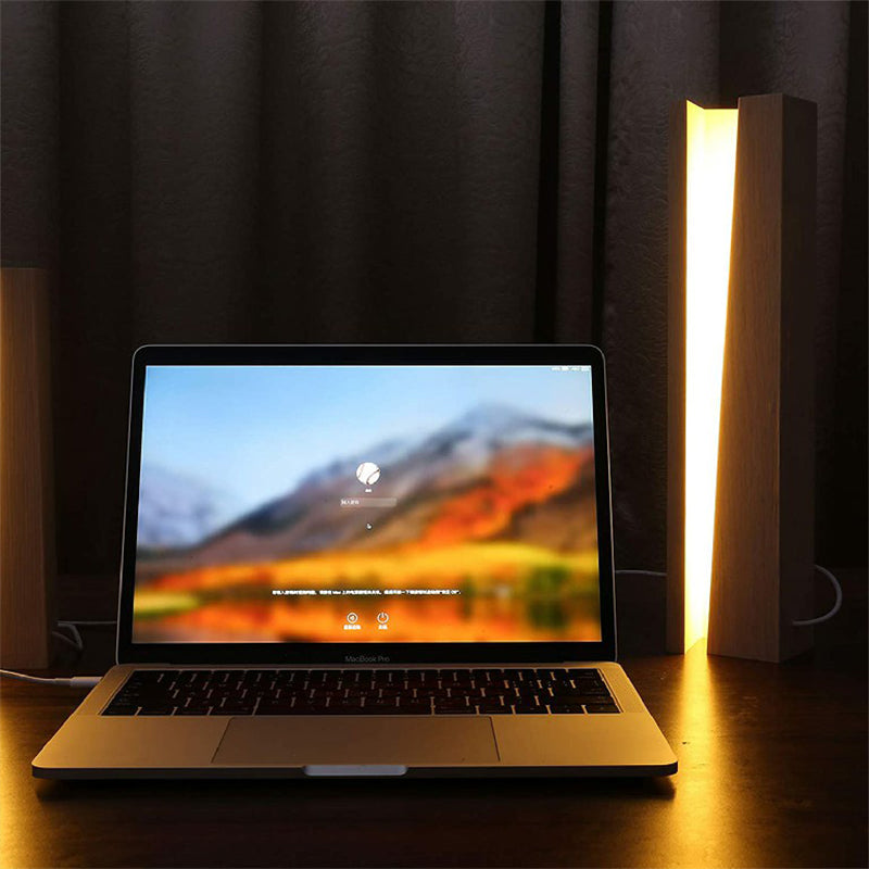 Fünfeckige LED-Tischlampe aus Holz mit USB