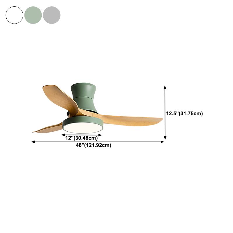 Moderner 3-flügeliger Deckenventilator mit polierter Oberfläche und Licht für Zuhause