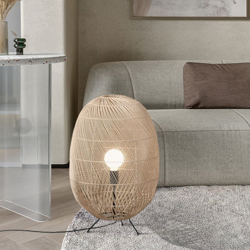 Natürliche Rattan-Midi-Stehlampe für das Wohnzimmer