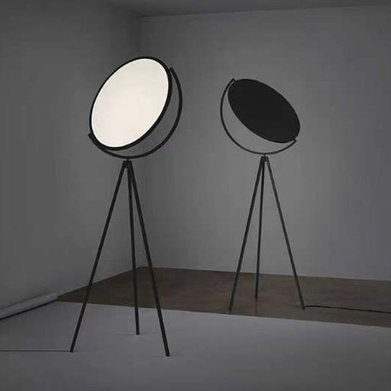 Minimalistische Stehlampe