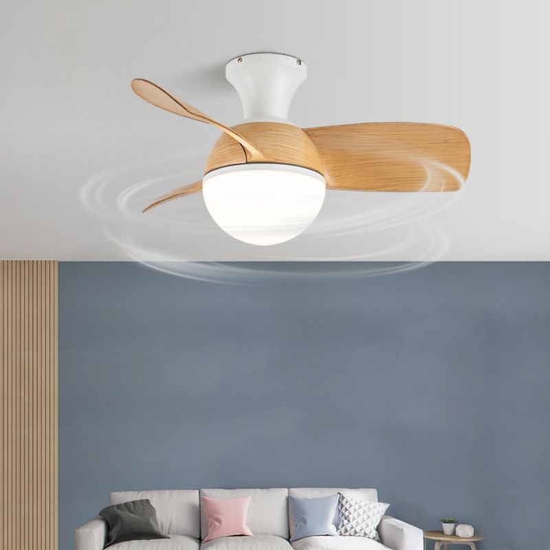 Deckenventilatoren im modernen Stil aus hellem Eisen und Acryl für die Unterputzmontage im Wohnzimmer