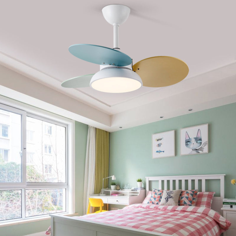 LED-Deckenventilatorlampe aus Metall im nordischen Stil für Kinderzimmer