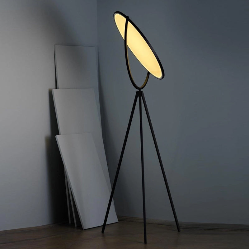 Minimalistische Stehlampe