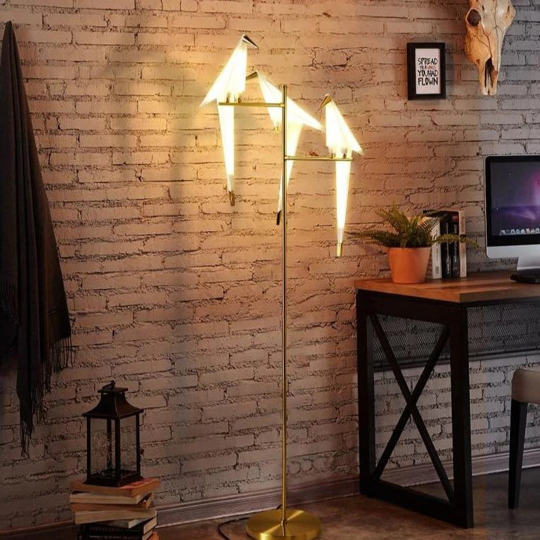 Goldene Vogel-Metall-Wohndekor-Stehlampe