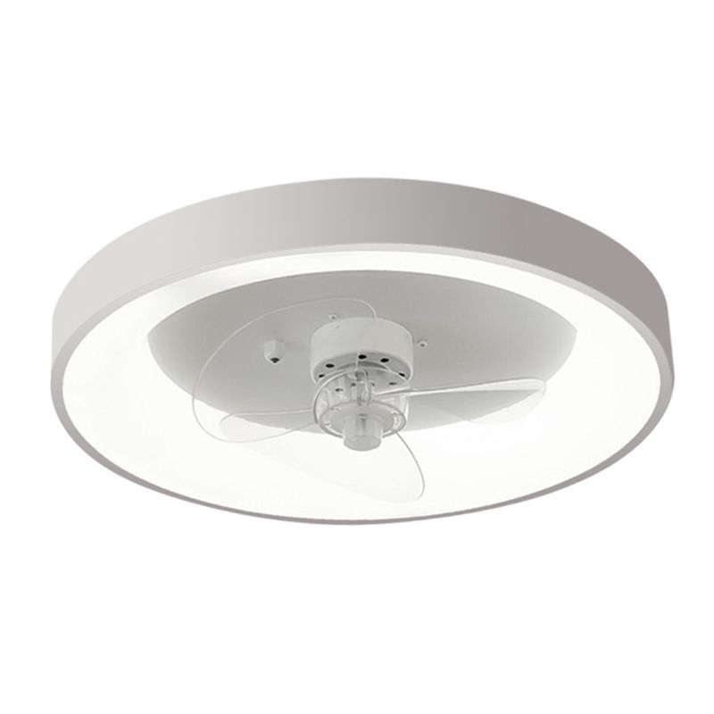 Runde Deckenventilatoren aus Metall mit Lichtern in Weiß