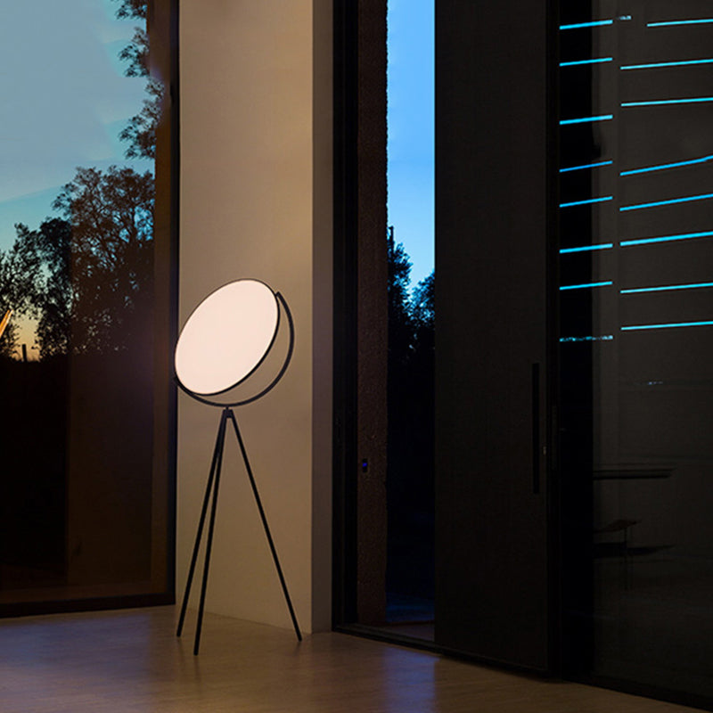 Minimalistische Stehlampe