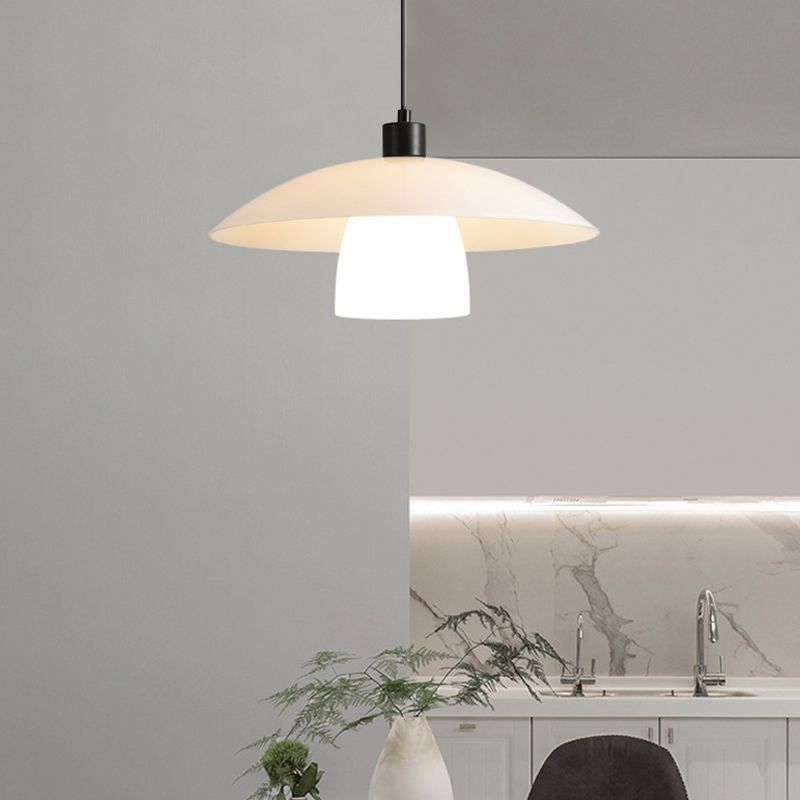 Moderne hängende Pendelleuchte aus Glas