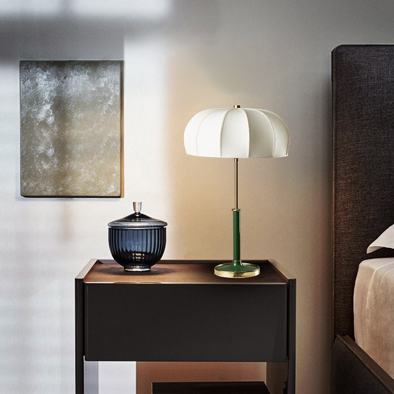 Moderne Tischlampe aus der Mitte des Jahrhunderts