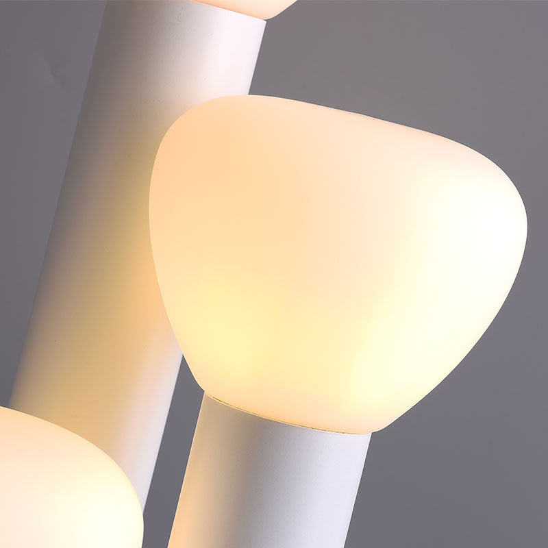 Tischlampe im minimalistischen Stil mit 3 Leuchten in Rot/Grün/Weiß