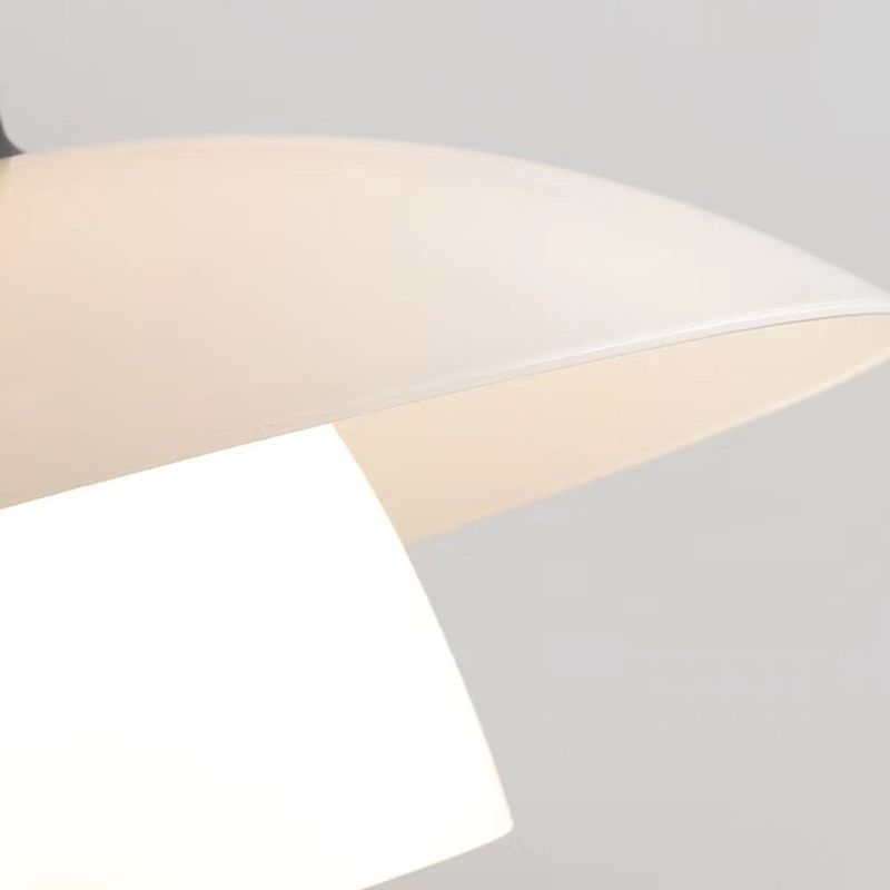 Moderne hängende Pendelleuchte aus Glas