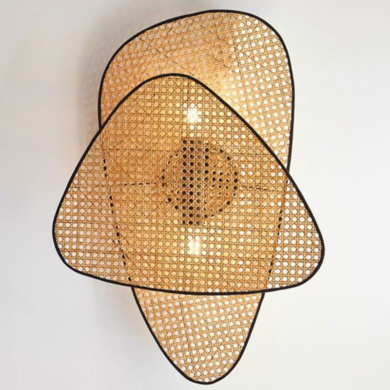 Kreative Schlafzimmer-Nachttisch-Wandlampe aus Rattan gewebt