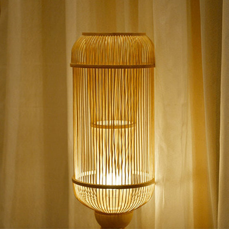 Handgefertigte Bambus-Stehlampe